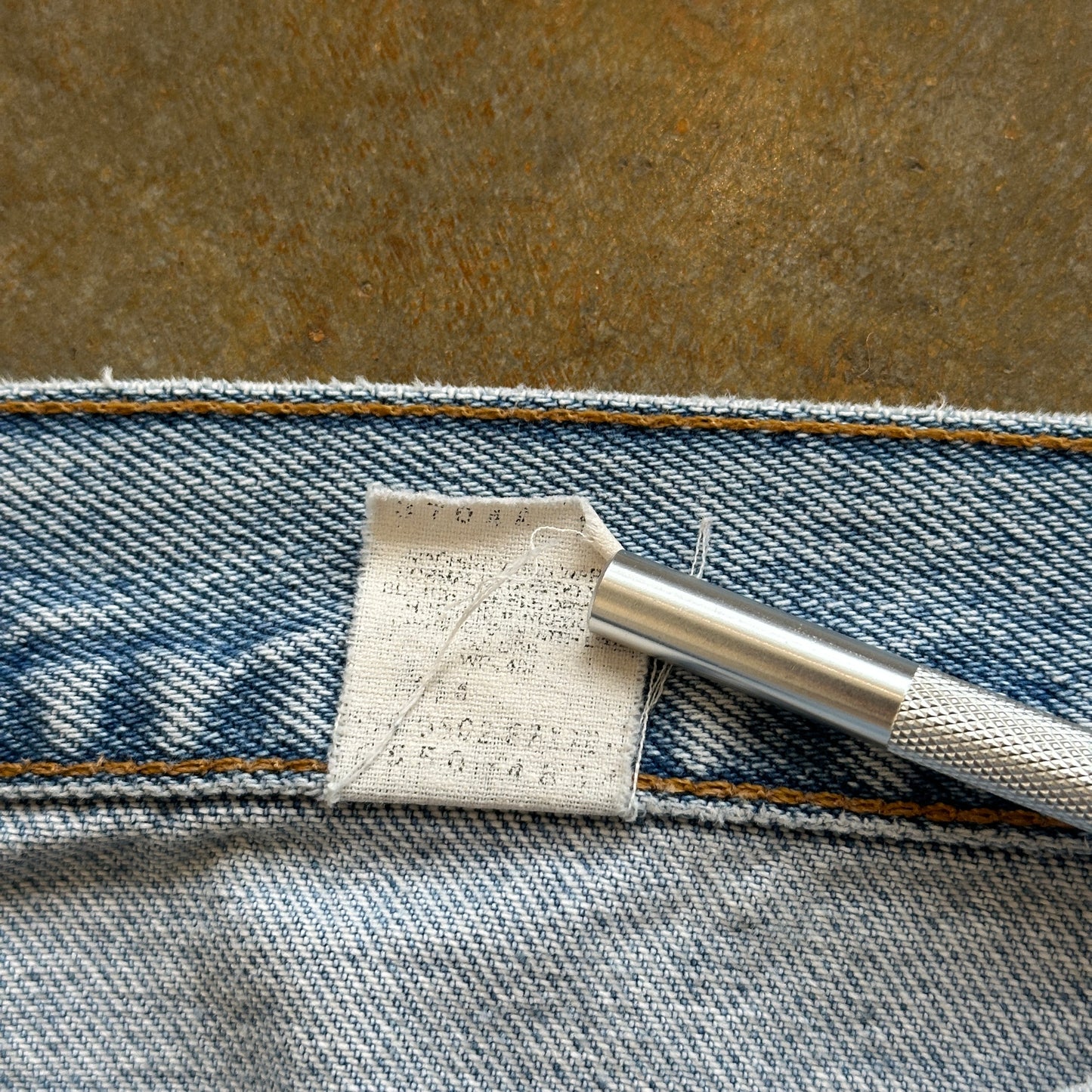 Levis 560 Light Wash Jeans Blue Loose Fit Baggy Skater Y2K 90's - 38