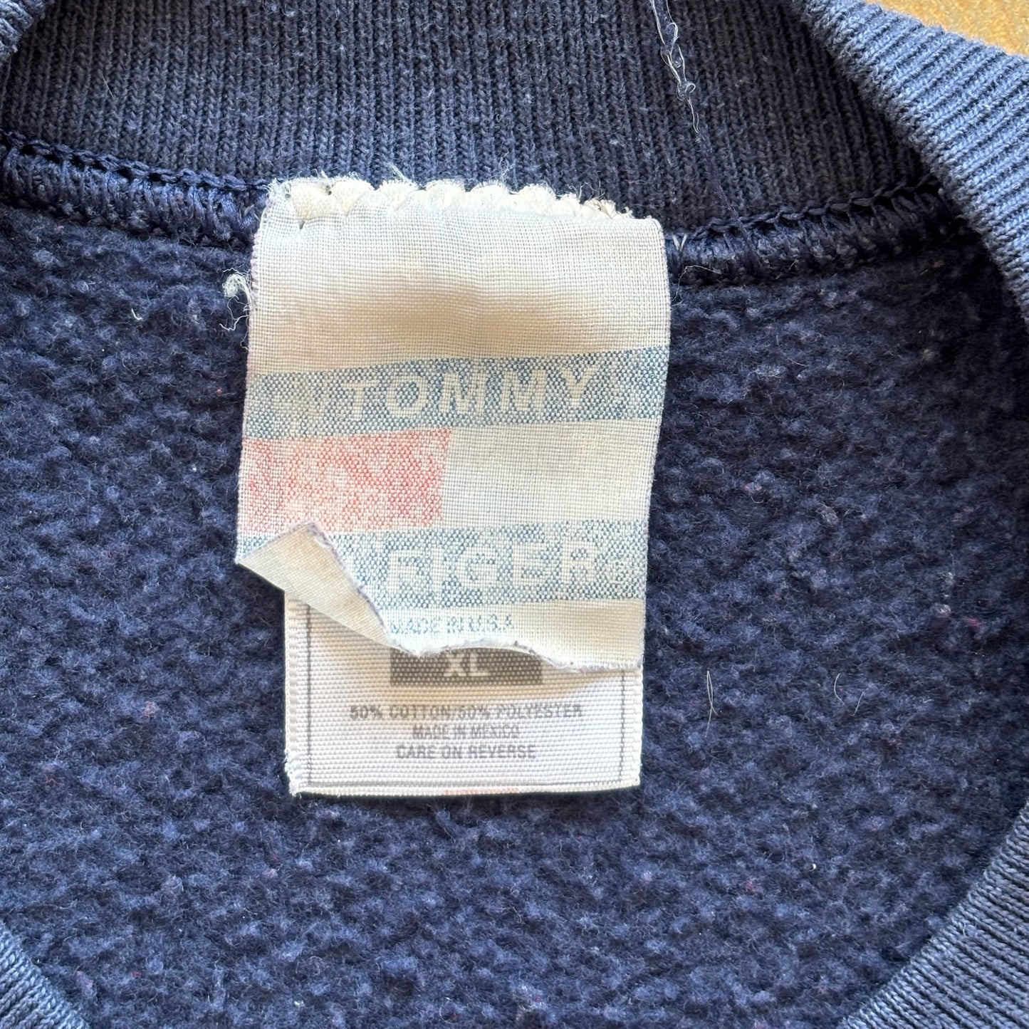 Tommy Hilfiger Spellout Embroidered Sweatshirt Crewneck Blue 80's - XL