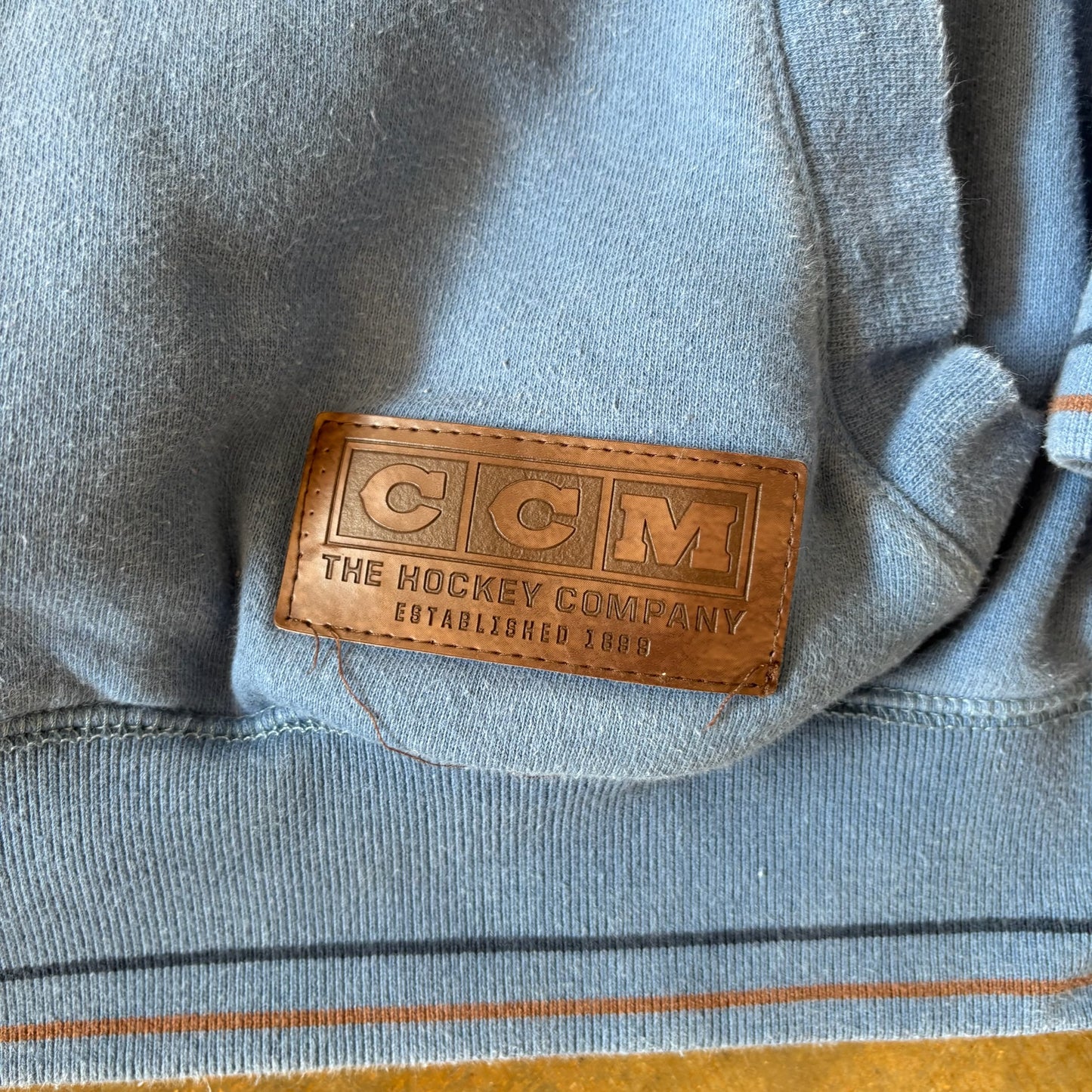 CCM Hockey Embroidered Lace Sweatshirt Hoodie 90's - XL