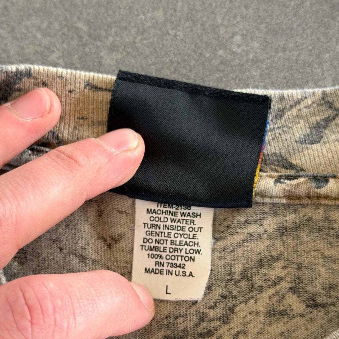 Sasquatch Camo Faded Long Sleeve Pocket Tee Shirt 90's - L