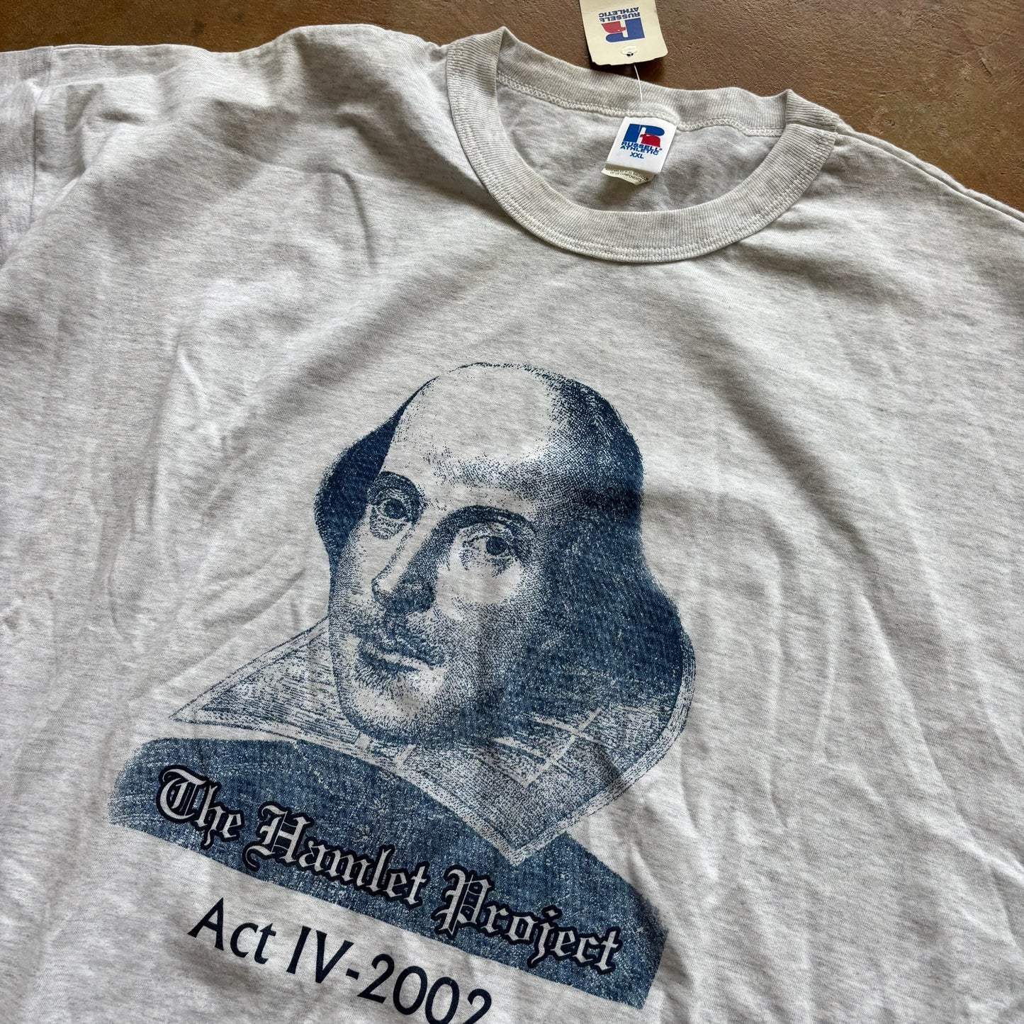 NWT William Shakespeare Hamlet Project Show Broadway Graphic Russell Shirt 00's - 2XL