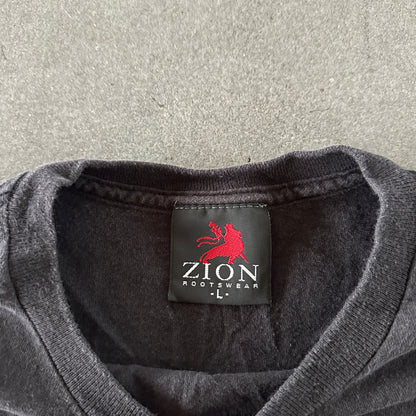 Willie Nelson 'Legalize It' Cannabis Graphic Shirt 90's - L