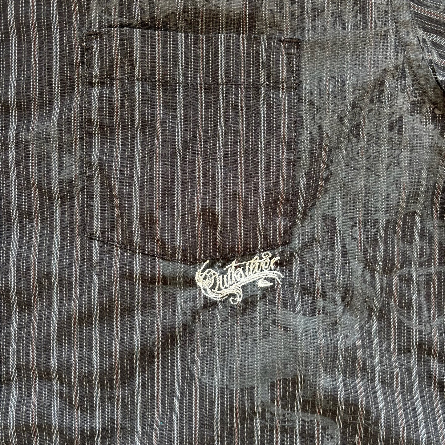 Quiksilver y2k Script Surfer Gothic Script Button Up Shirt 00's - XL