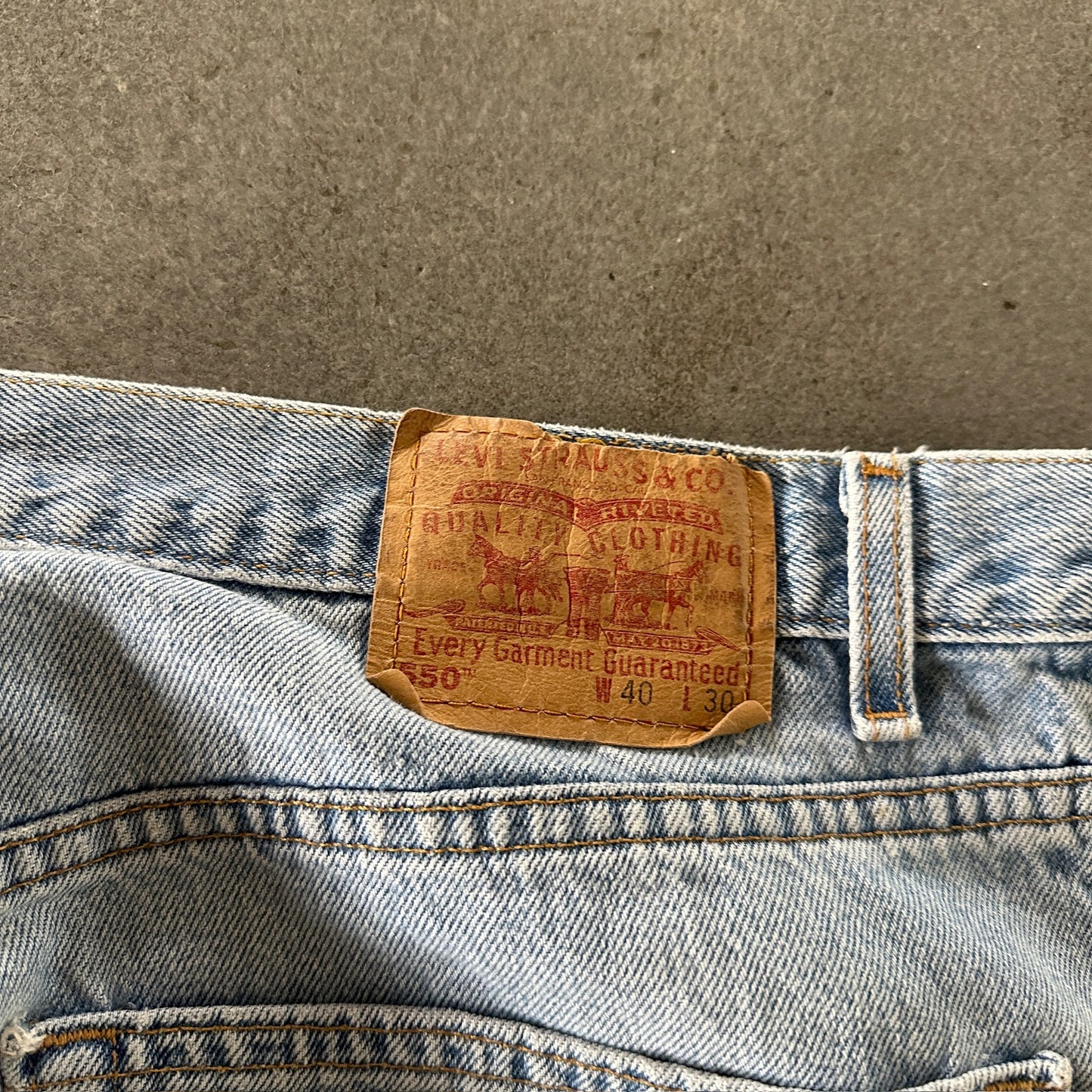 Levis 550 Relaxed Baggy Fit Distressed Faded Skater Light Wash Jeans 90's - 38