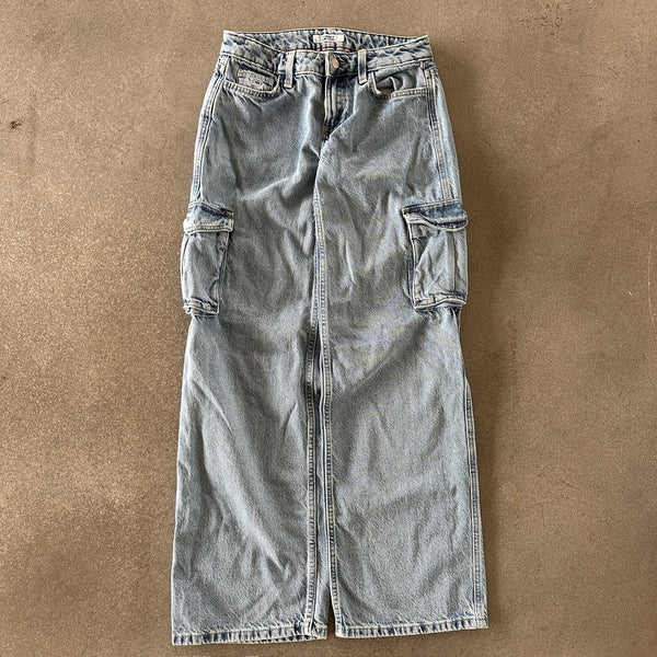 Tommy Hilfiger Cargo Pocket Baggy Light Wash Jeans Womens 00's - 28