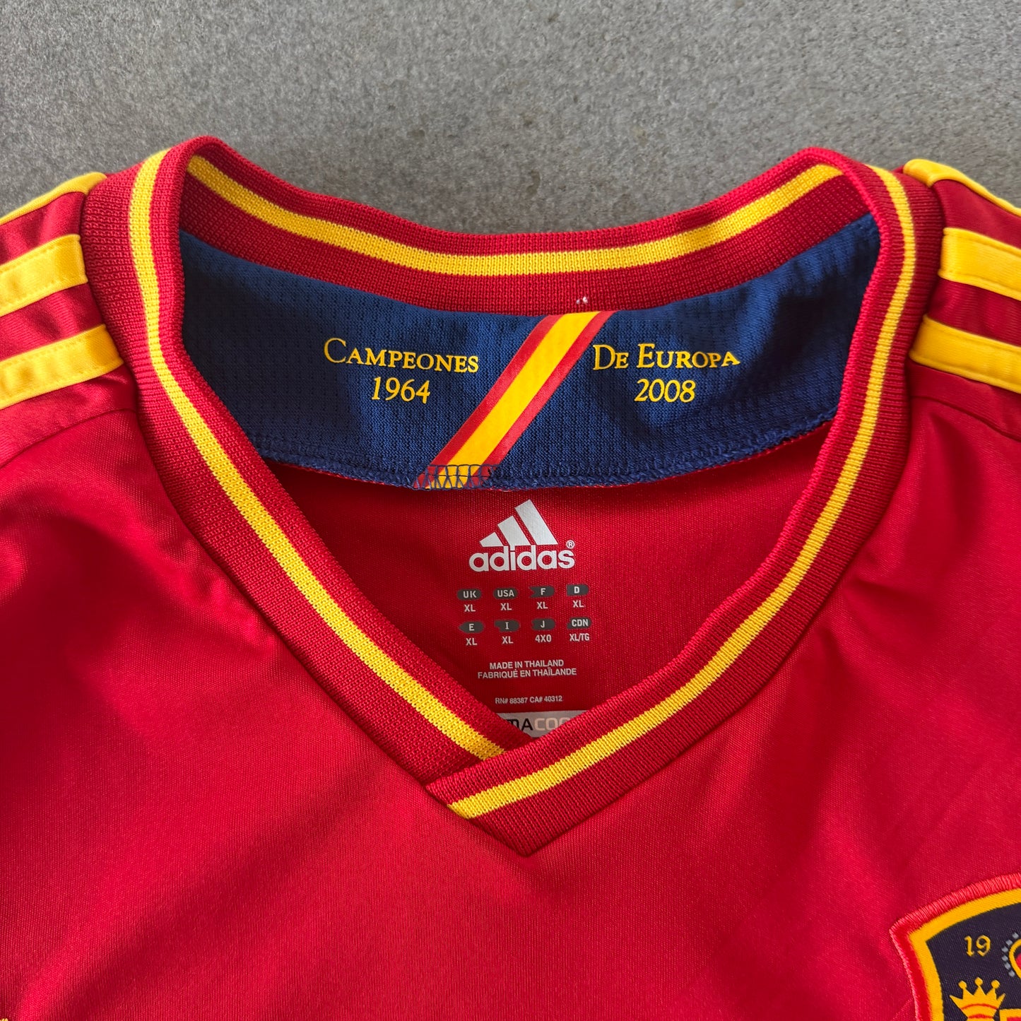 Spain Adidas 2012-2013 Home Jersey - XL