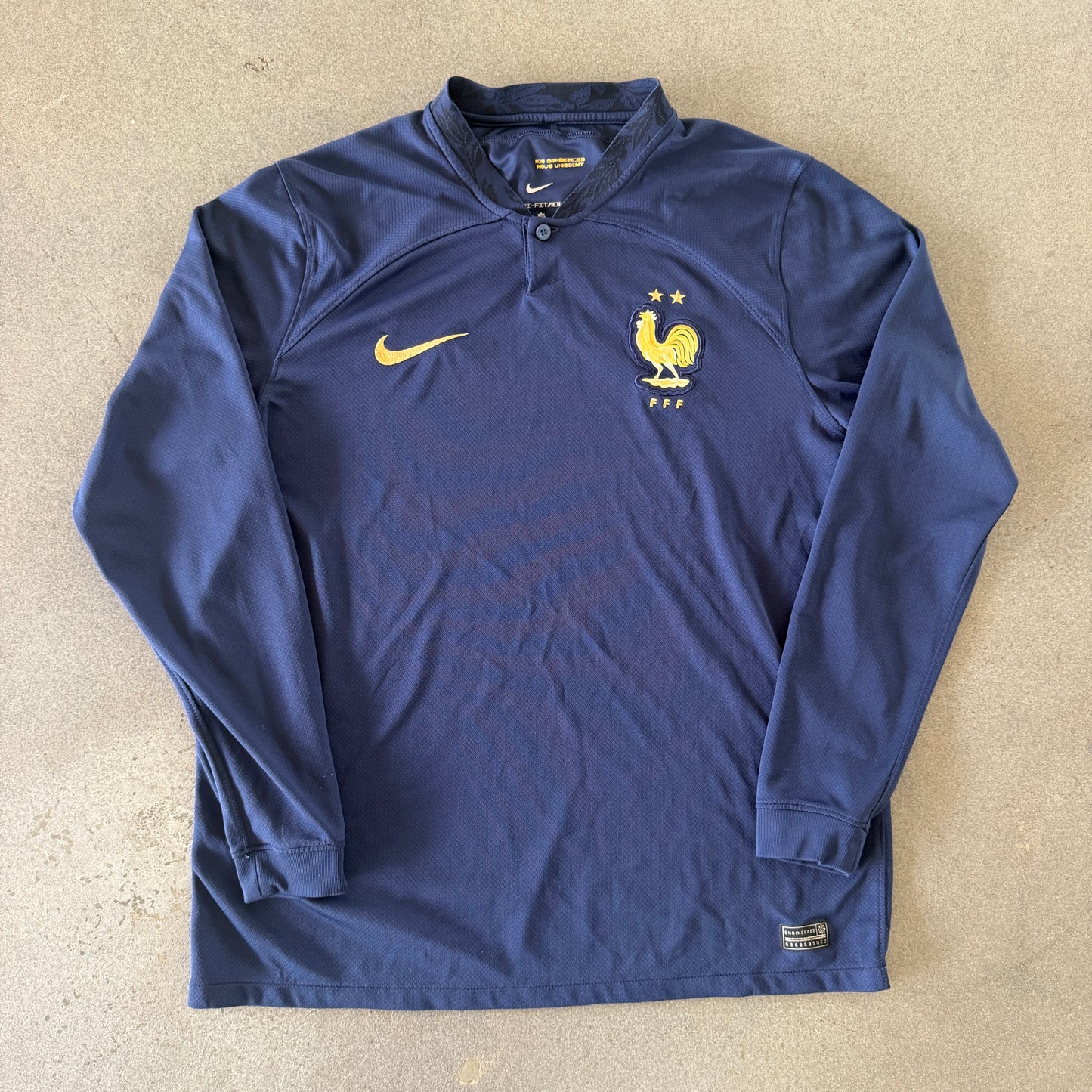 France Nike 2022/23 Home Long Sleeve Jersey - M
