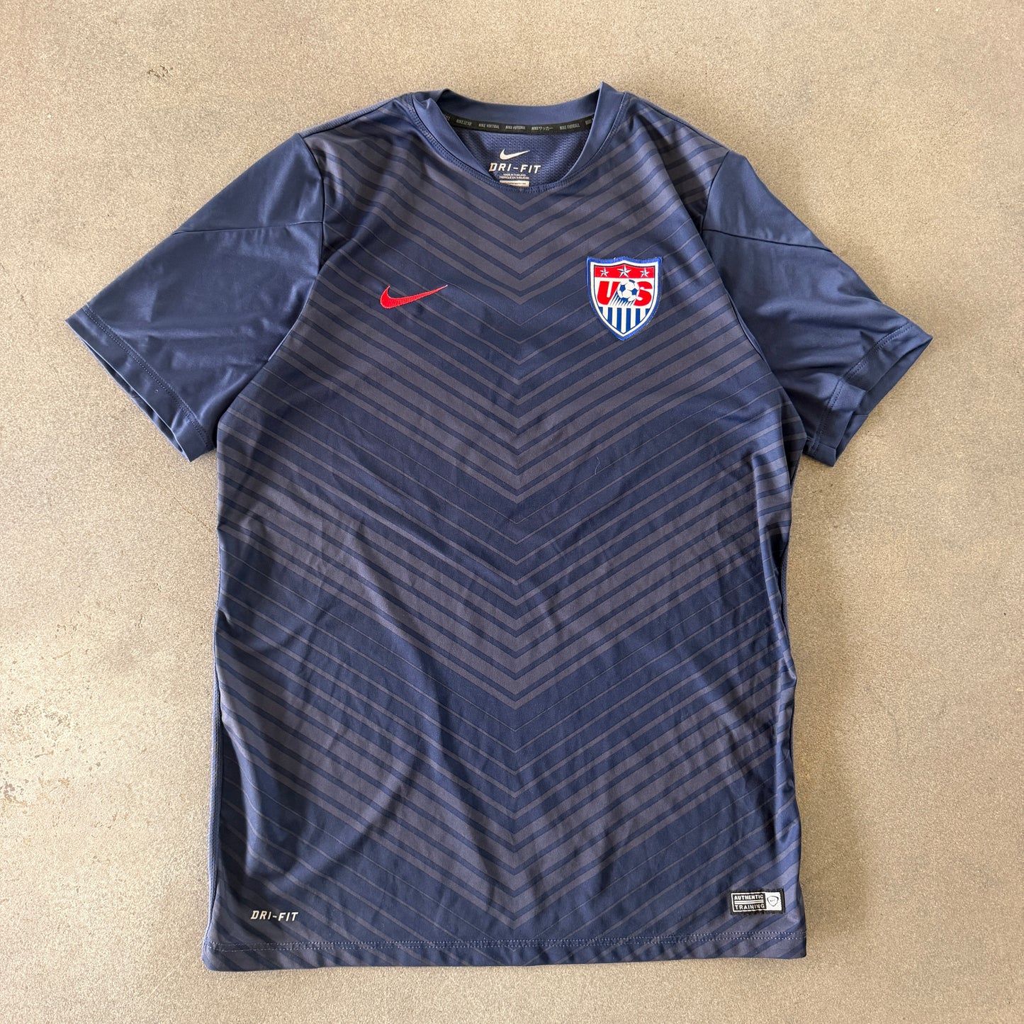 United States USA Nike 2014-16 Training Jersey - L