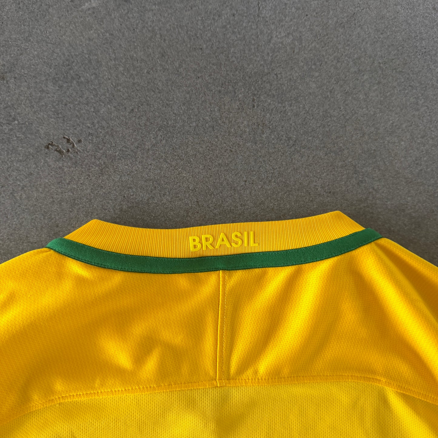 Brazil Nike 2016 Home Jersey - M
