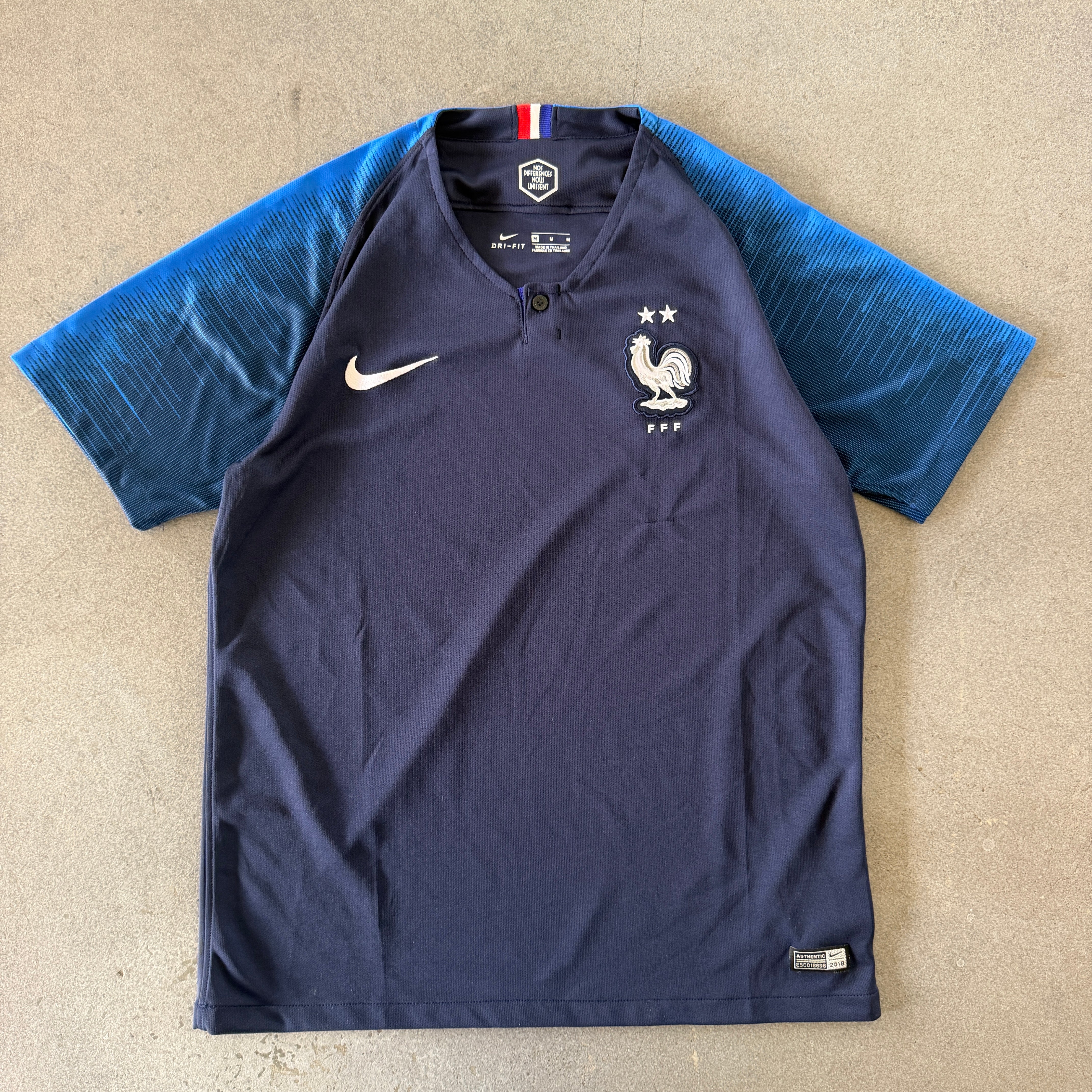 France Nike 2018-20 Home Jersey - M – Heaters Vintage