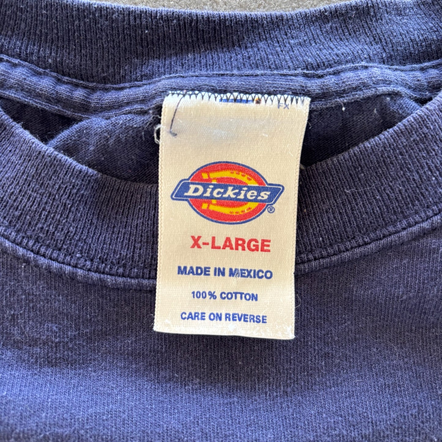 Dickies Spellout Graphic Center Logo Shirt 90's - XL