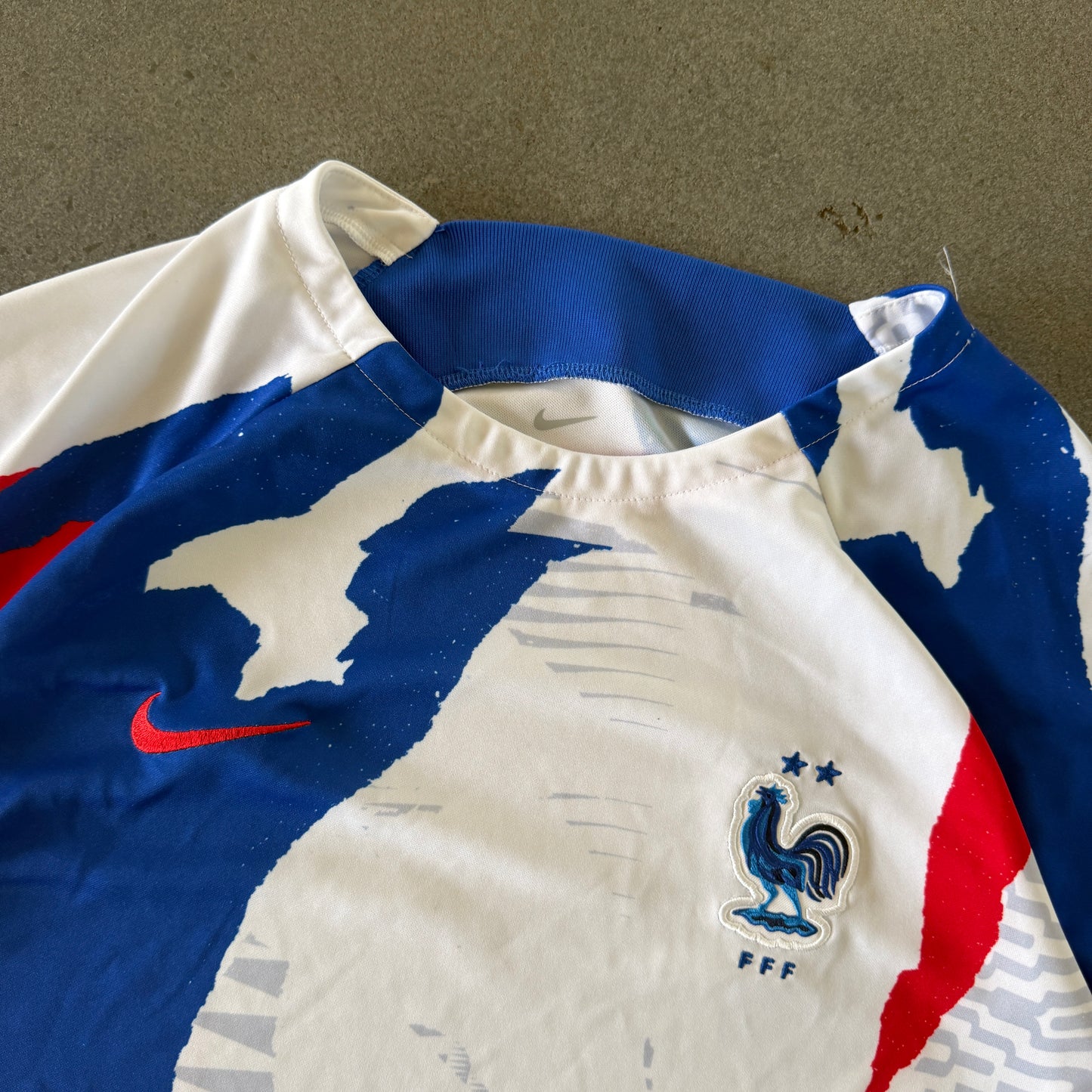 France Nike 2022 Pre Match Warmup Jersey - XL