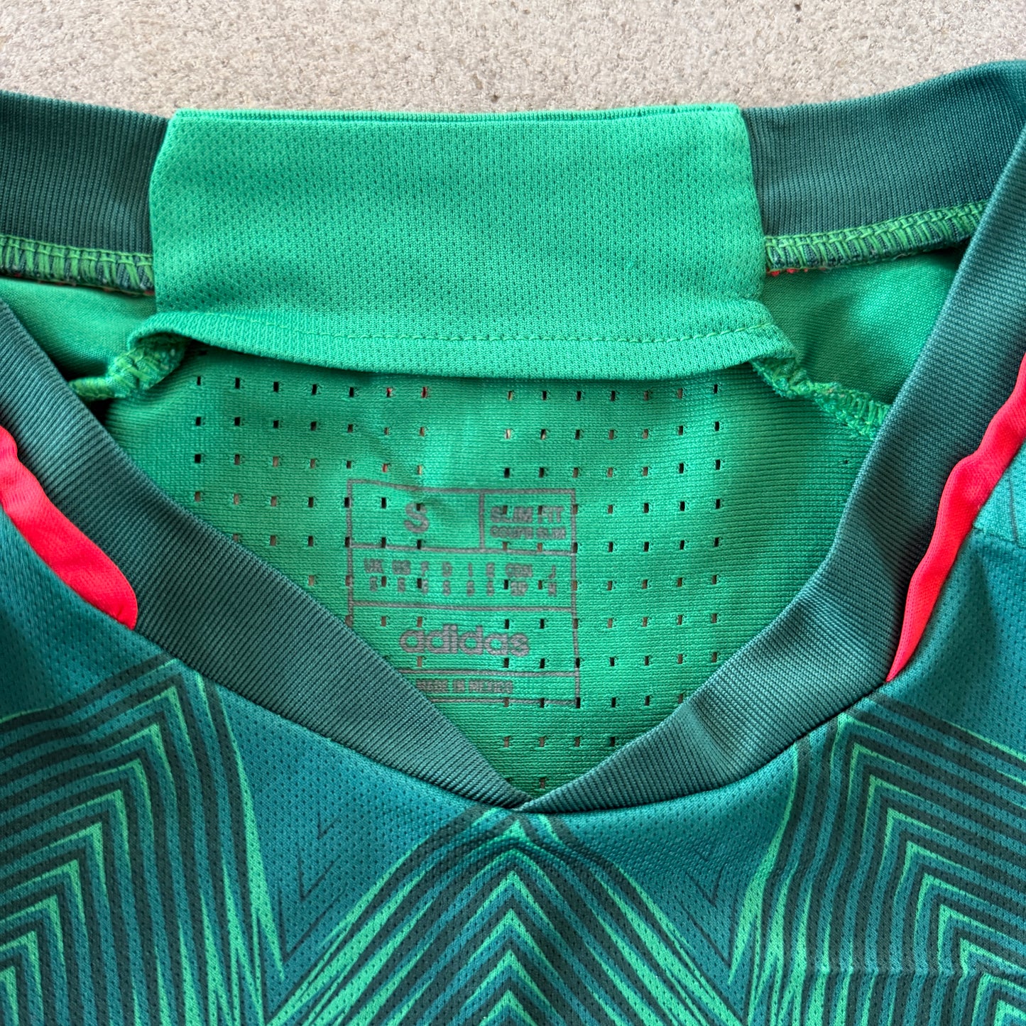 Mexico Adidas 2022-23 Home Jersey - S