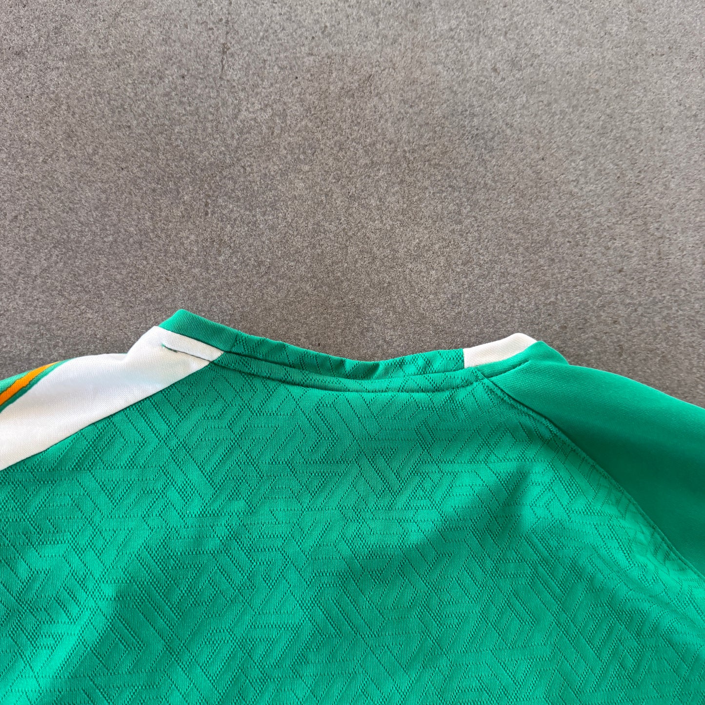 Ivory Coast Puma 2010-11 Away Jersey - S