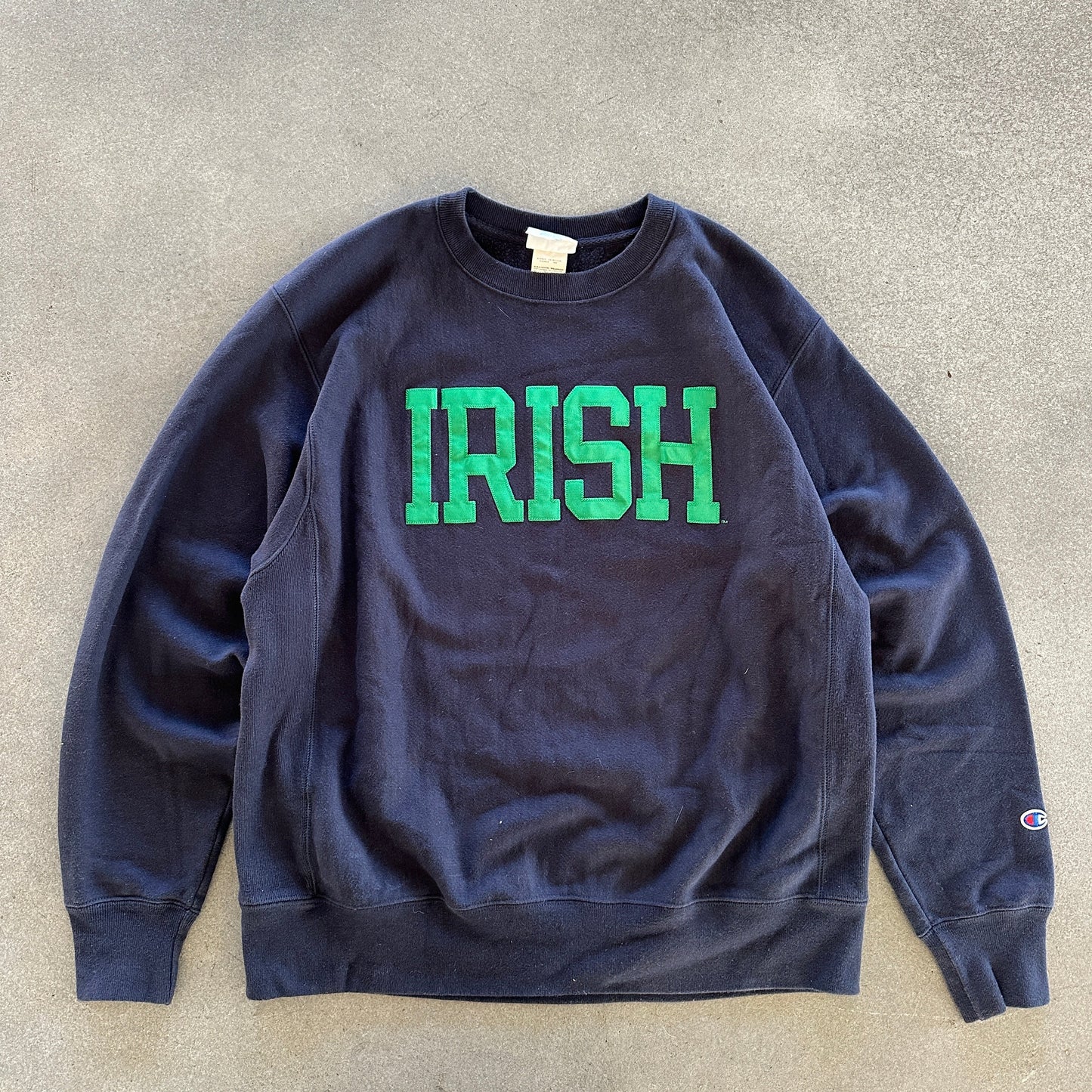 University of Notre Dame Fighting Irish Spellout Champion Reverse Weave Sweatshirt 00's - L