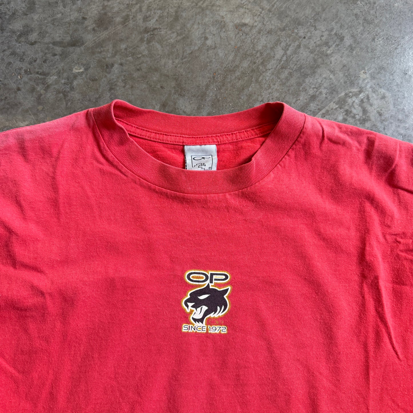 Ocean Pacific Faded Panther Tri Hit Graphic Shirt 00's - XL