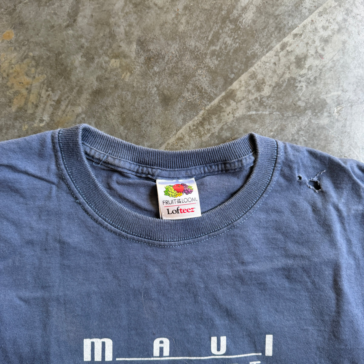 Maui Surfer Wrap Around Distressed Shirt Faded 90's - S