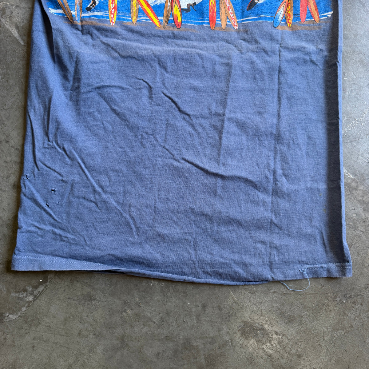 Maui Surfer Wrap Around Distressed Shirt Faded 90's - S