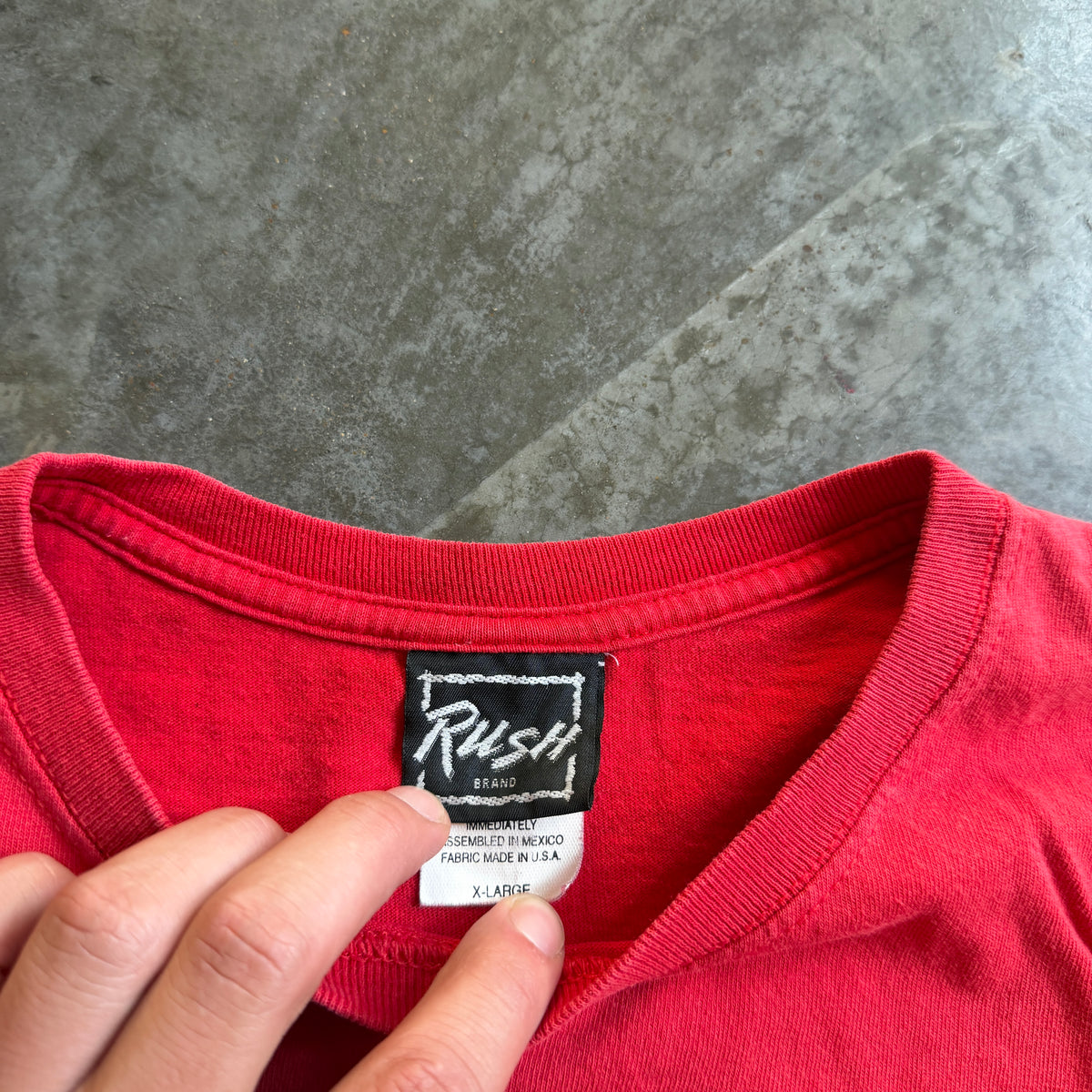 Surf IRL Faded Graphic Shirt Rush Brand 00's - XL