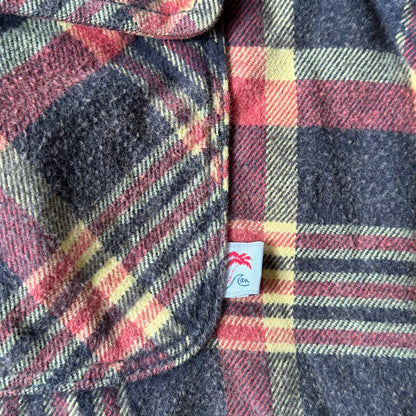 Quiksilver Plaid Flannel Button Up Shirt Modern Fit 00's - L