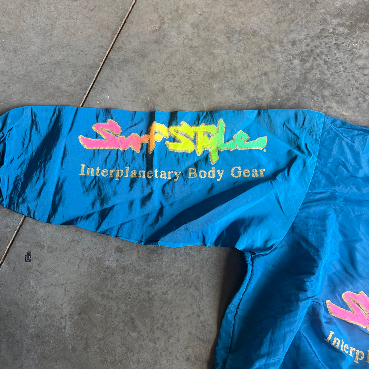 Surf Style Iridescent Shiny Windbreaker Interplanetary Body Gear 90's - OS