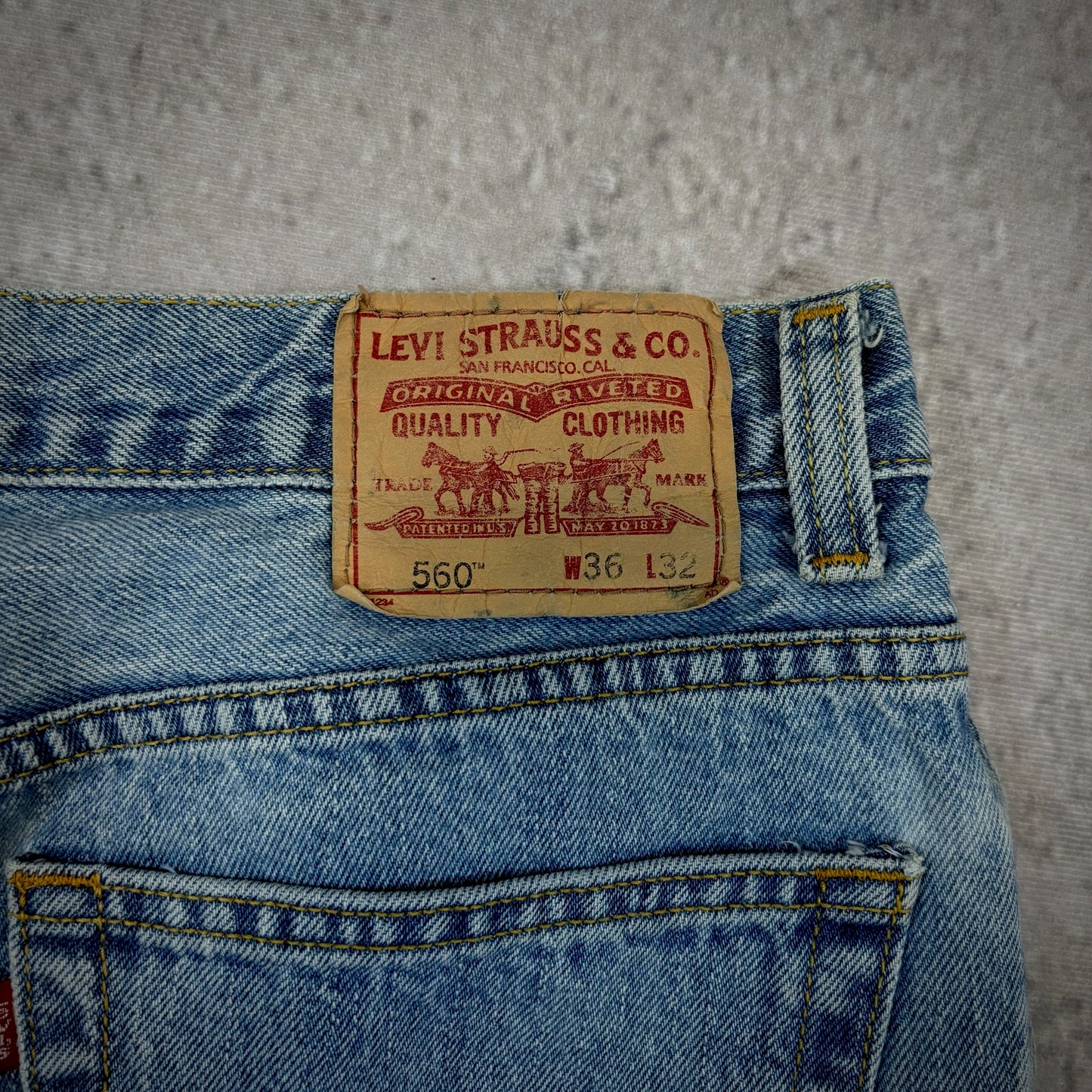 Levis 560 Light Wash Baggy Skater Jeans 00's - 32