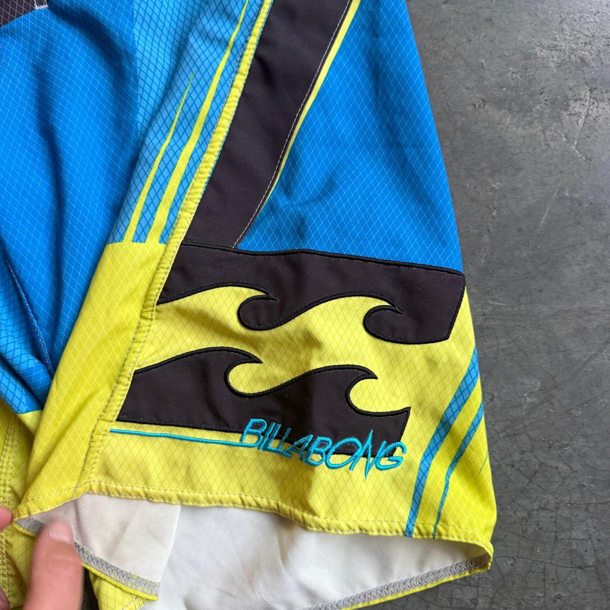 Billabong Side Panel Spellout Zero Gravity Joel Parkinson Board Shorts 00's - 33