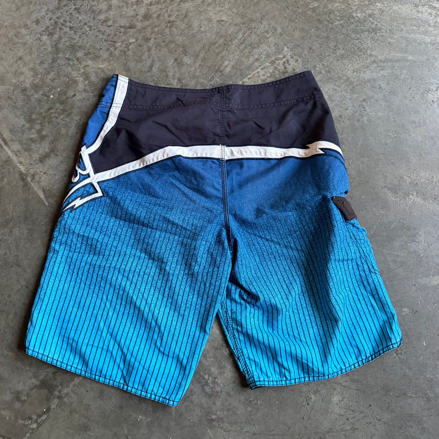Billabong Side Panel Spellout Mark Occhilupo Board Shorts - 32