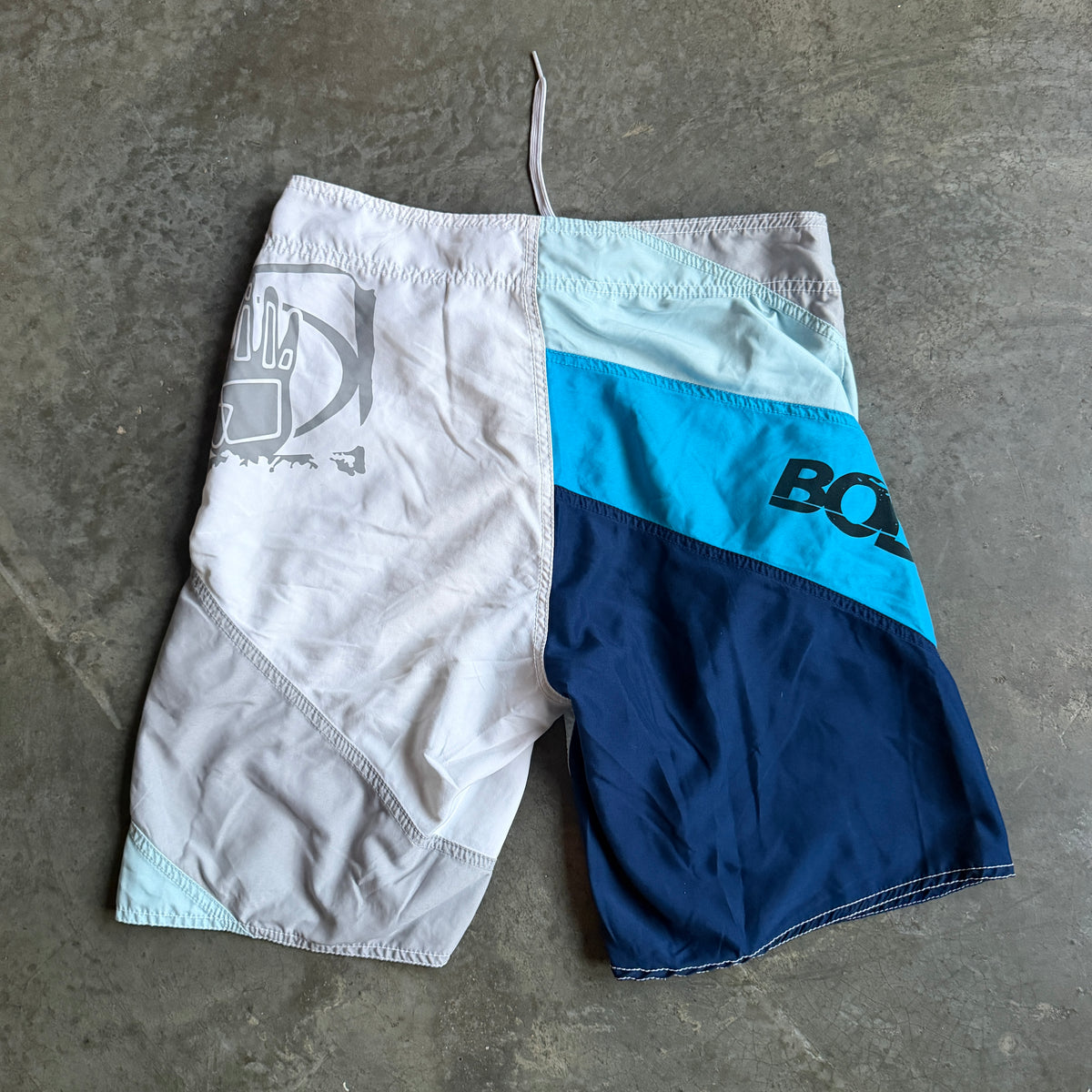 Body Glove Big Spellout Side Panel Logo Board Shorts - 32