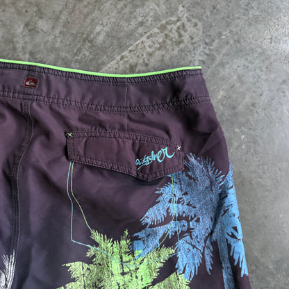 Quiksilver Palm Tree Spellout Logo - 33