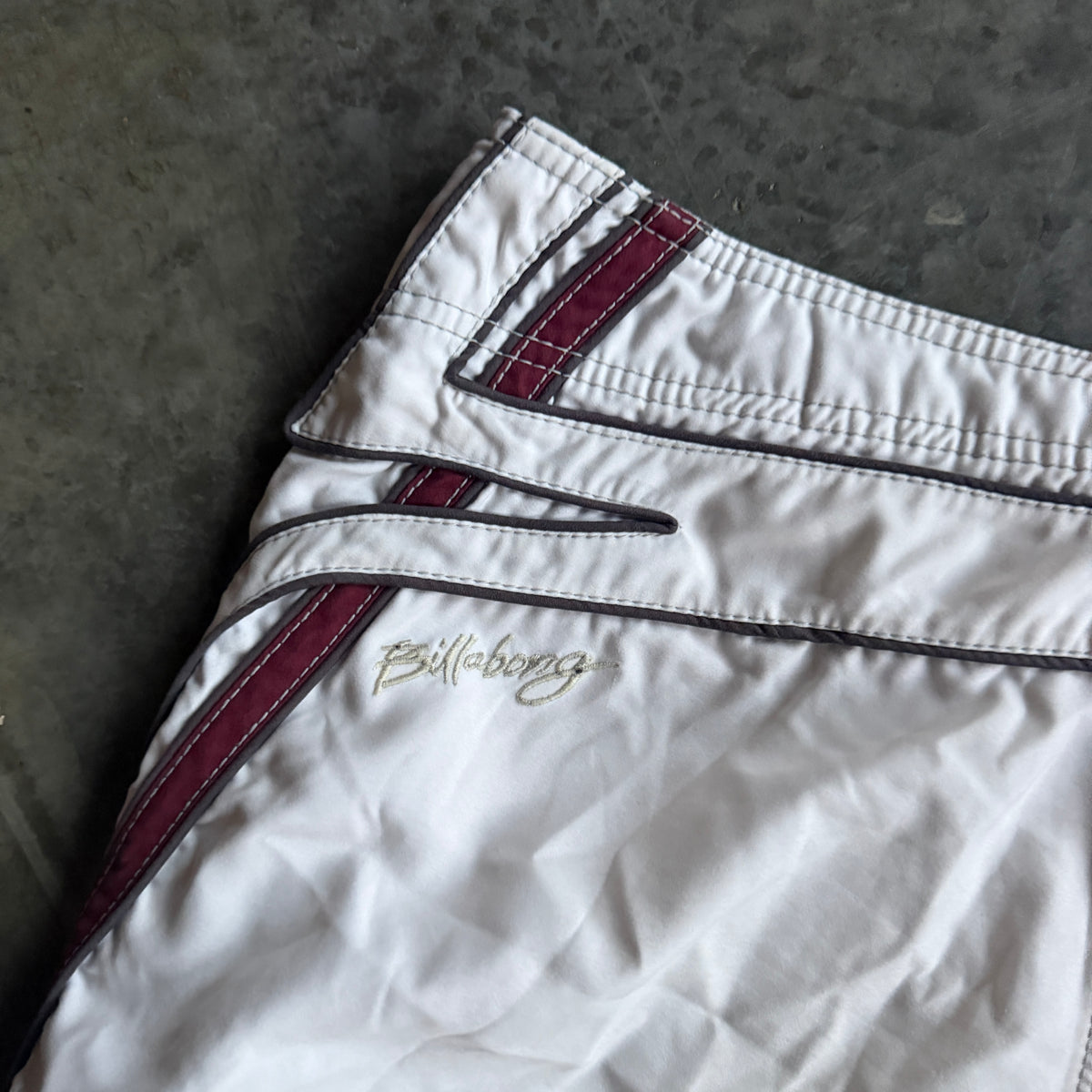 Billabong Back Panel Logo Spellout Script - 36