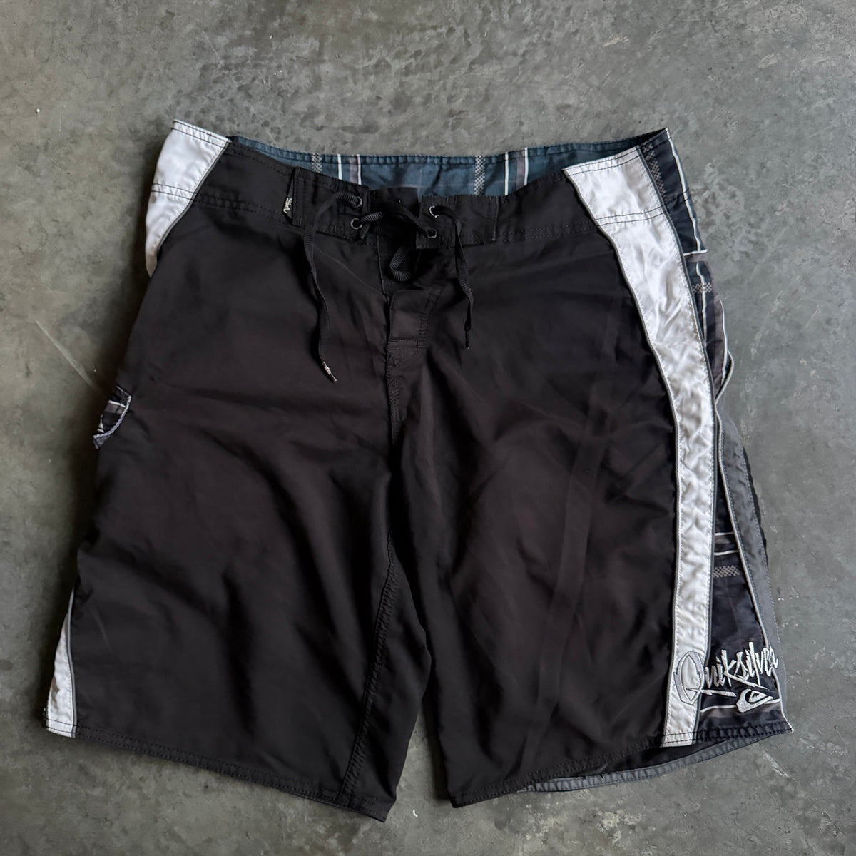 Quiksilver Side Panel Spellout Board Shorts - 34
