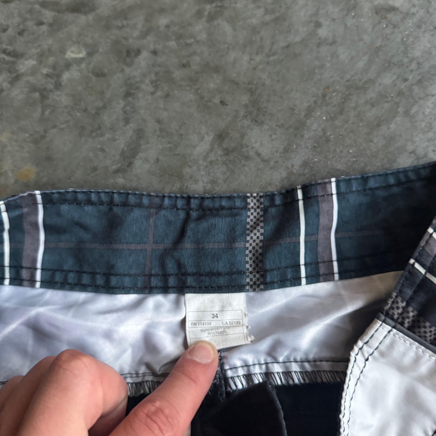 Quiksilver Side Panel Spellout Board Shorts - 34