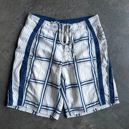 Kirra Plaid Side Panel Big Logo Embroidered Board Shorts - 32