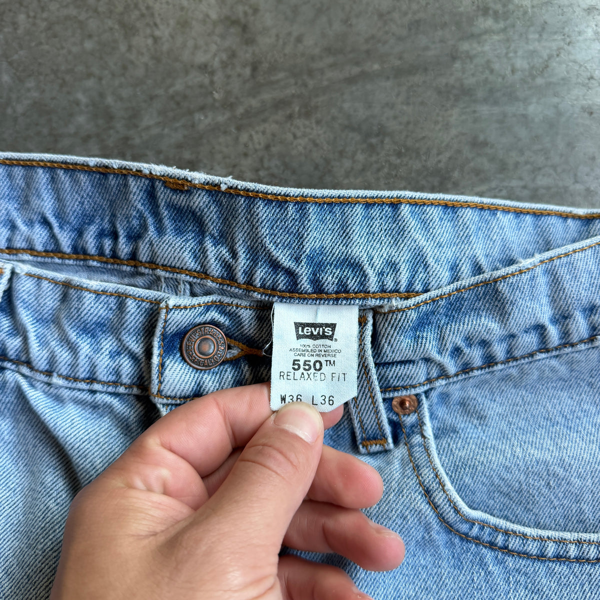 Levis 3/4 Cut Jeans w/ Pyro Head Patch - 32