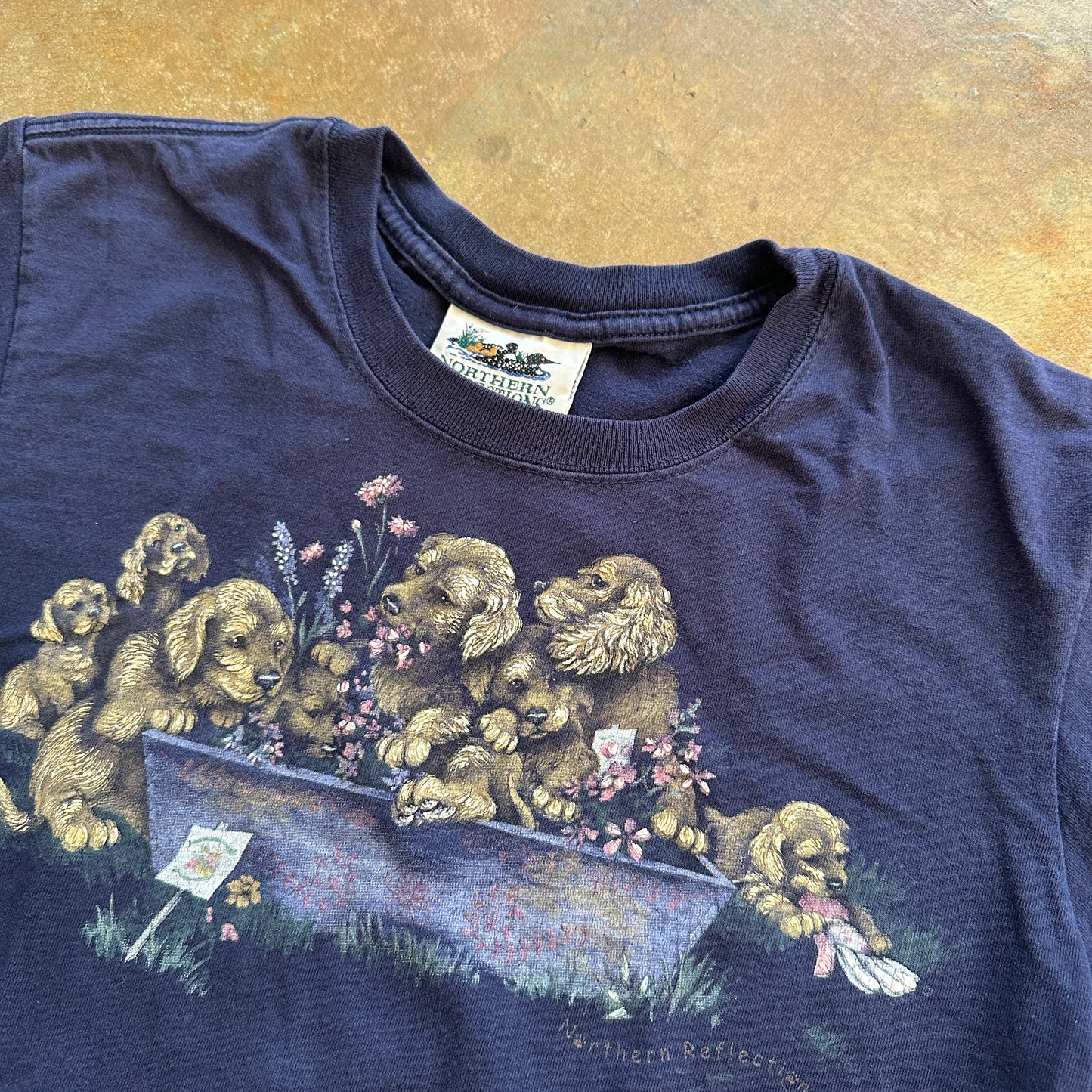 Northern Reflections Womens Puppies Dogs Graphic Fall Shirt 90's - Women's S