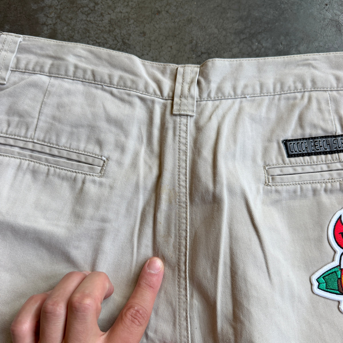 Beige Cargo Shorts w/ Pyro Surf Patch - 34