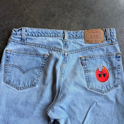 Vintage Levis 3/4 Shorts Denim w/ Pyro Head Patch - 32