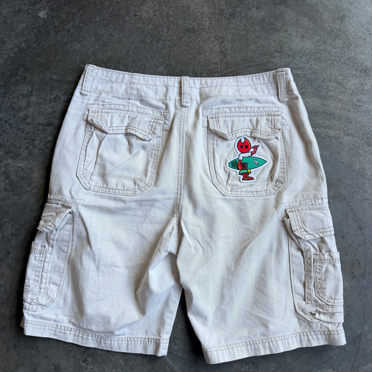 Beige Cargo Shorts w/ Pyro Surf Patch - 32
