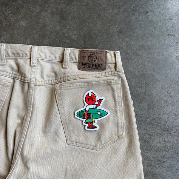 Wrangler 3/4 Denim Shorts Beige w/ Pyro Surf Patch - 38 hover