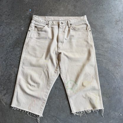 Wrangler 3/4 Denim Shorts Beige w/ Pyro Surf Patch - 38