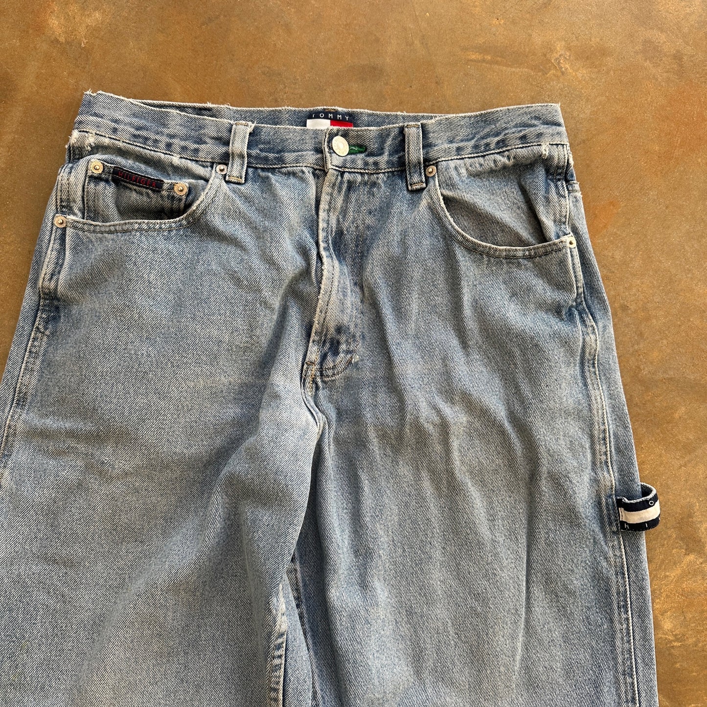Tommy Hilfiger Baggy Skater Big Flag Carpenter Light Wash Jeans 00's - 32