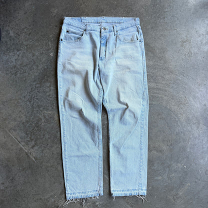 Wrangler Baggy Light Wash Jeans w/ Pyro Surf Patch - 36