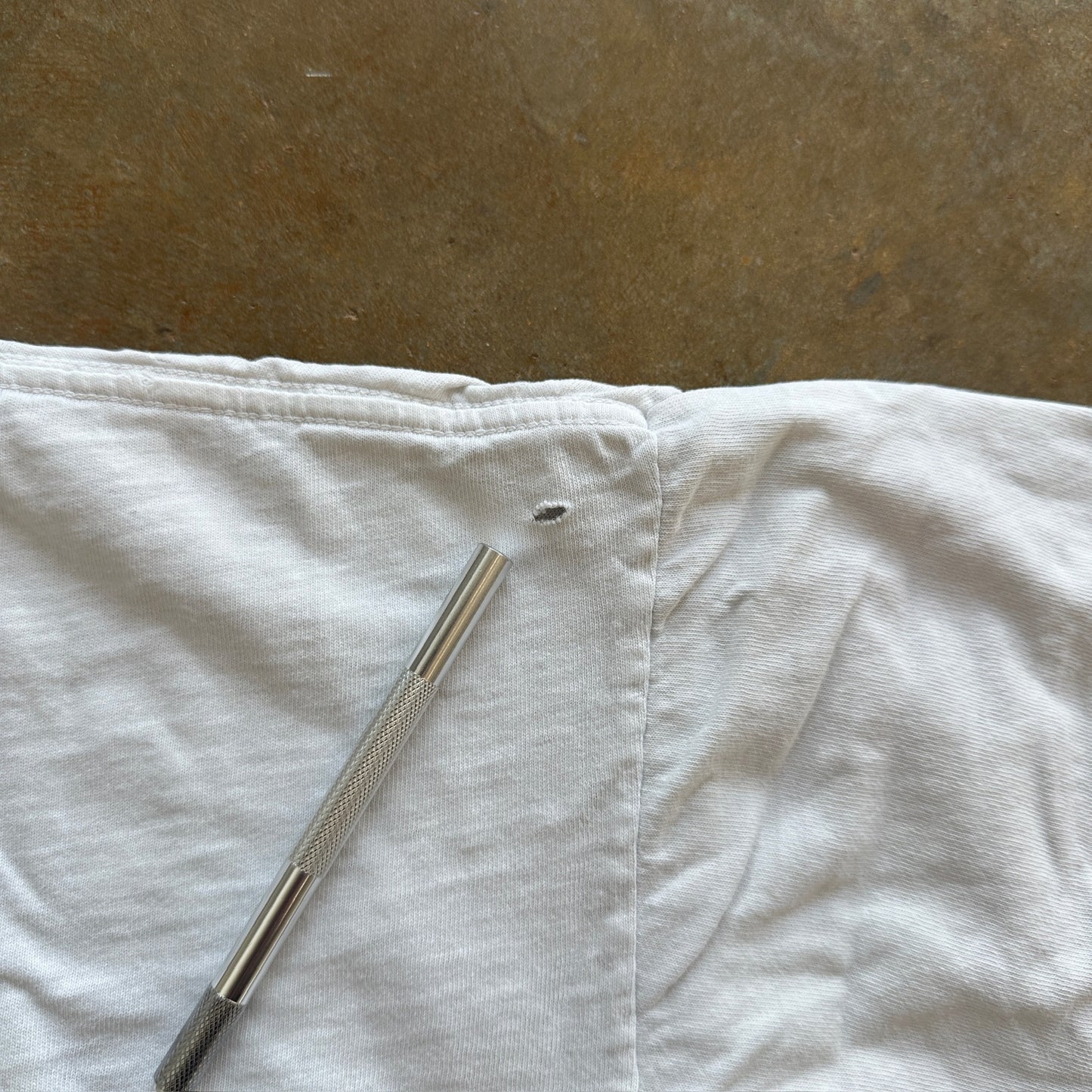 Le Sophiste Plato White Table Wine Double Sided Shirt Distressed 80's - XL