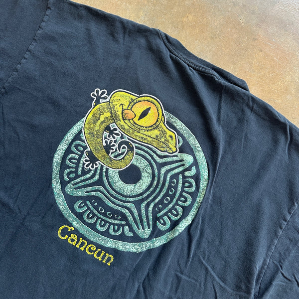 Cancun Gecko Double Sided Graphic Shirt Faded 90's - L hover