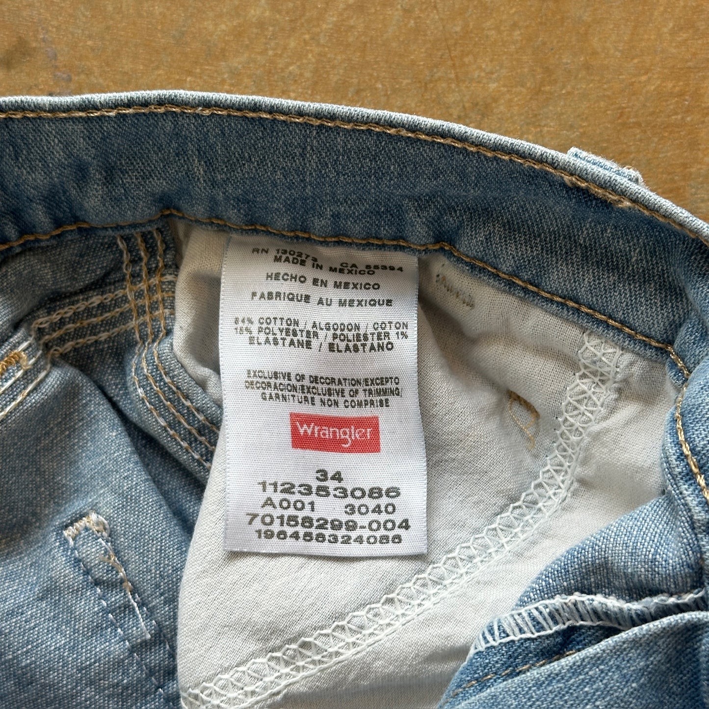 Wrangler Carpenter Light Wash Baggy Jean Shorts 00's - 34