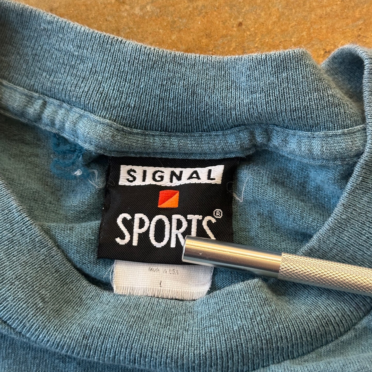 Wolf Signal Sport AOP Howling Graphic Shirt Nature 90's - M