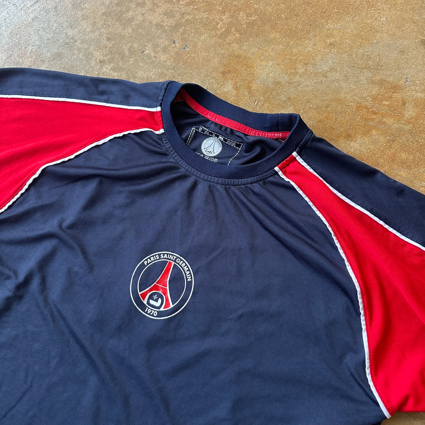 PSG Double Sided Graphic Shirt Spellout 00's - L