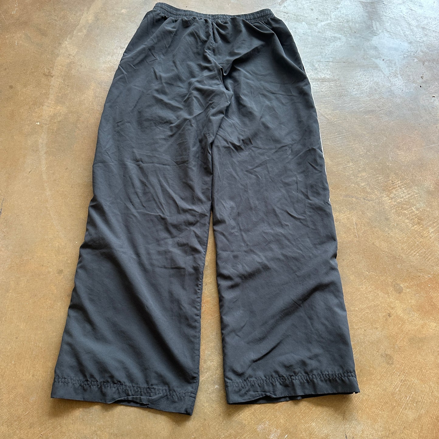 Nike Baggy Mesh Lined Track Pants Windbreaker Y2K 00's - M