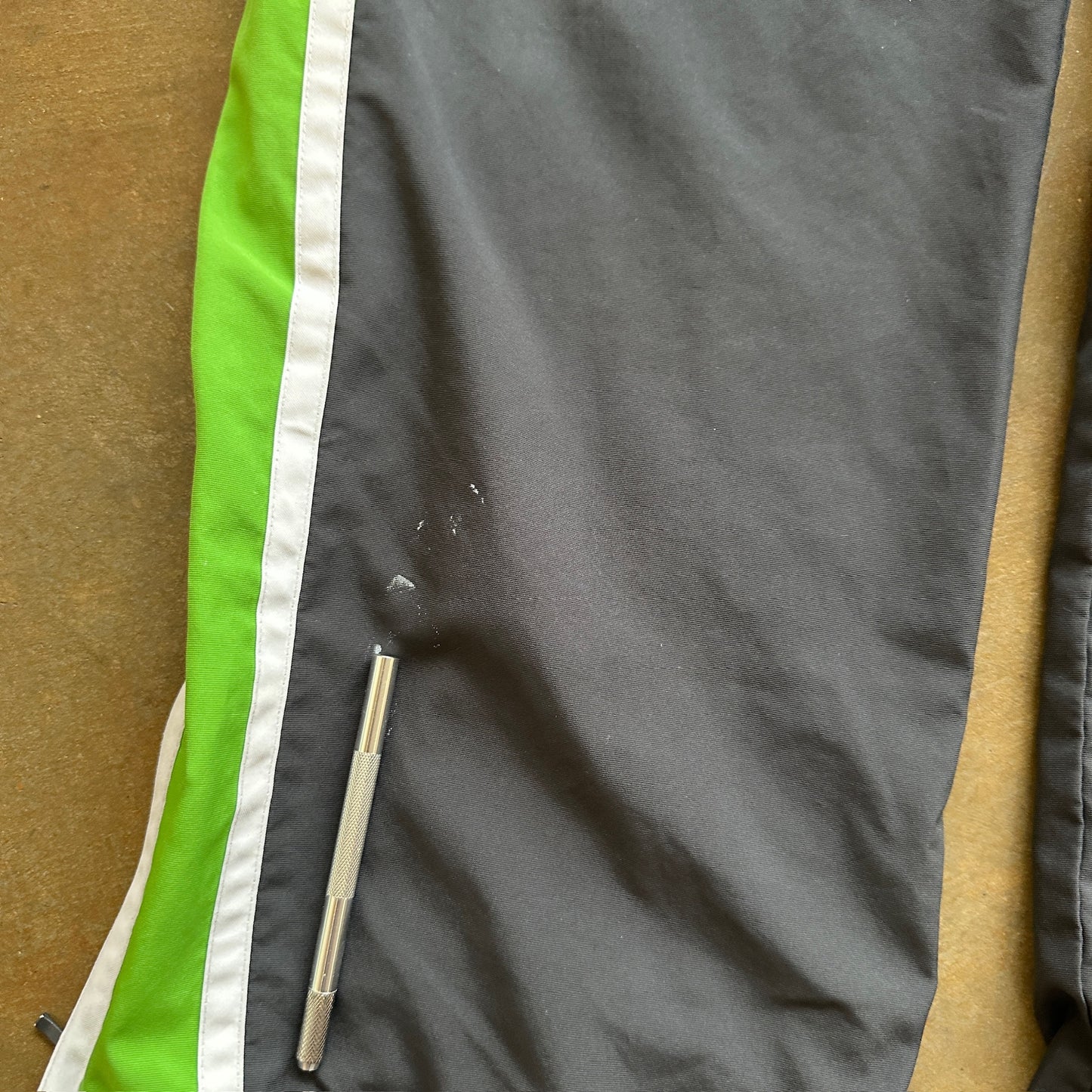 Nike Womens Baggy Track Pants Black Green Cotton Lined Y2K 00's - Womens XL